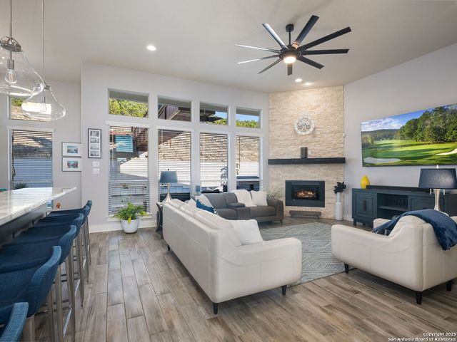 27220 Highland, San Antonio, TX 78260