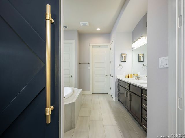 27220 Highland, San Antonio, TX 78260