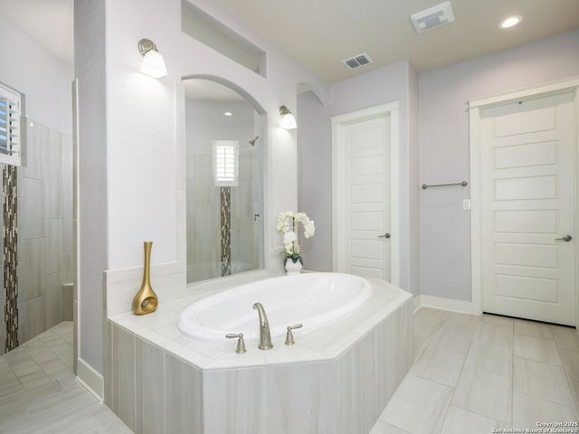 27220 Highland, San Antonio, TX 78260