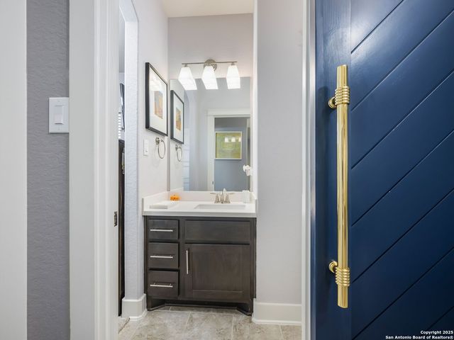 27220 Highland, San Antonio, TX 78260