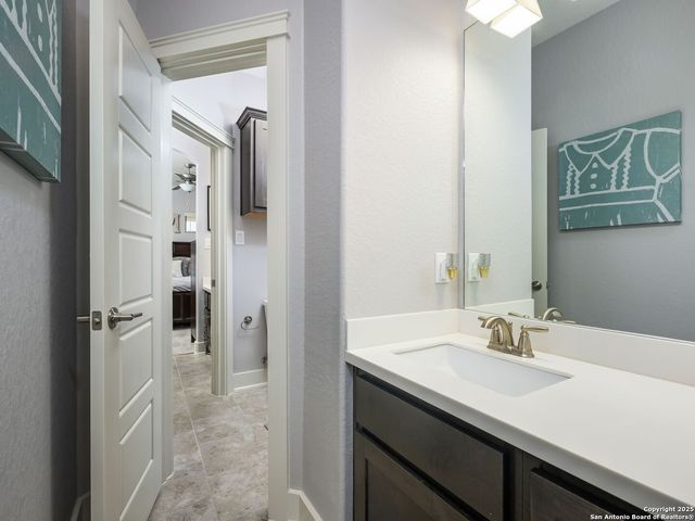 27220 Highland, San Antonio, TX 78260