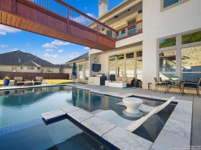 27220 Highland, San Antonio, TX 78260