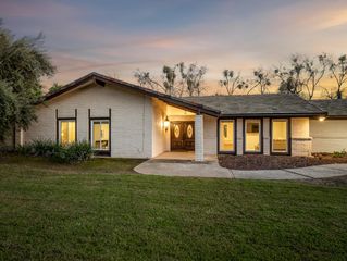 9321 E Bullard Avenue, Clovis, CA 93619