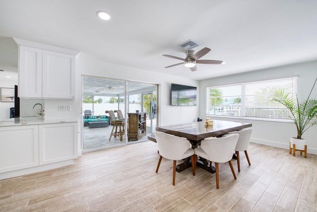 12125 6TH STREET E, Treasure Island, FL 33706