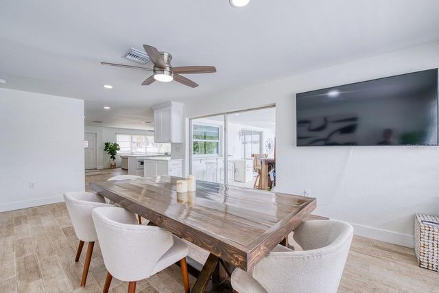 12125 6TH STREET E, Treasure Island, FL 33706