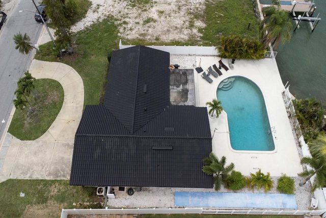 12125 6TH STREET E, Treasure Island, FL 33706