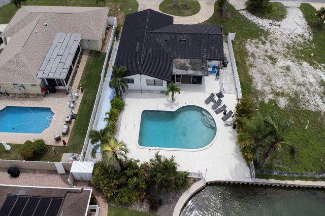 12125 6TH STREET E, Treasure Island, FL 33706