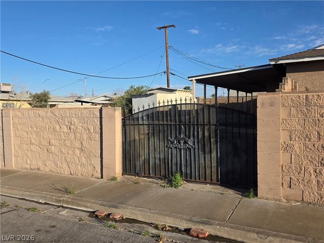 117 Metropolitan Drive, Henderson, NV 89015