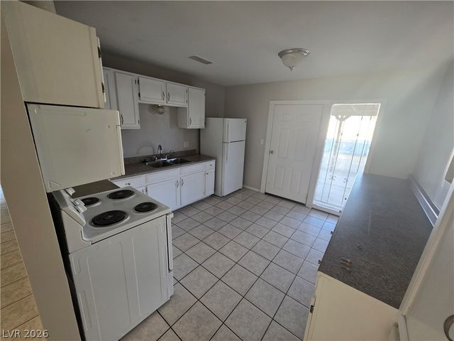117 Metropolitan Drive, Henderson, NV 89015