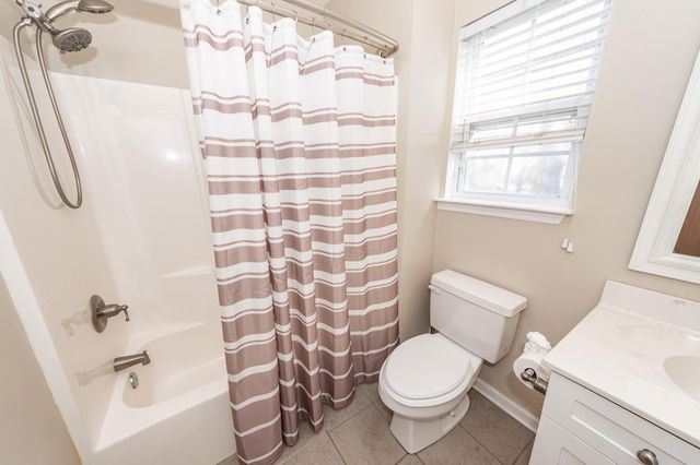 1764 Hickory Knoll Way, Johns Island, SC 29455