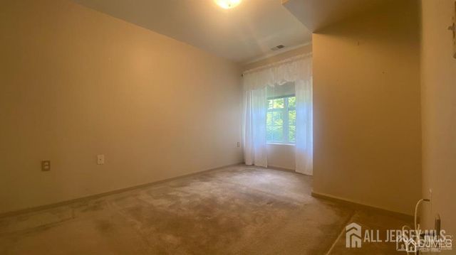 163 Liddle Avenue, Edison, NJ 08837