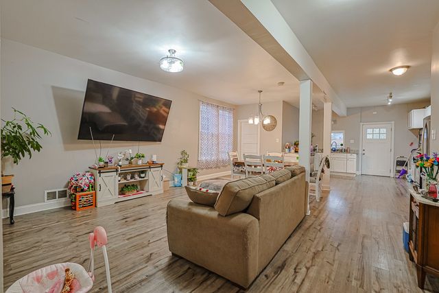 608 S 12th Avenue, Maywood, IL 60153