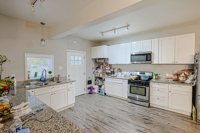 608 S 12th Avenue, Maywood, IL 60153