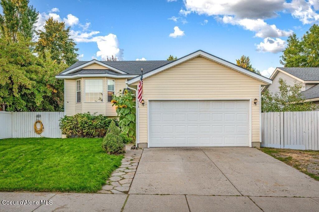 673 W Combine WAY, Coeur d'Alene, ID 83815 photo 2