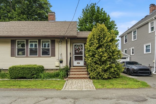 15 Ellsworth Terrace, Lynn, MA 01904