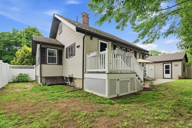 15 Ellsworth Terrace, Lynn, MA 01904