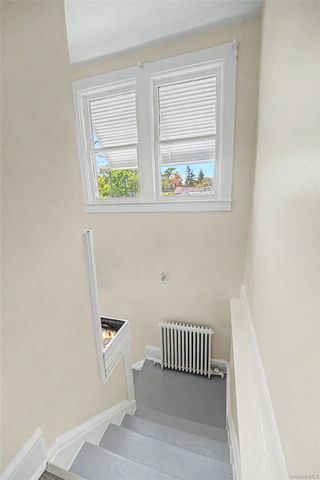 6 Littleworth Lane, Sea Cliff, NY 11579