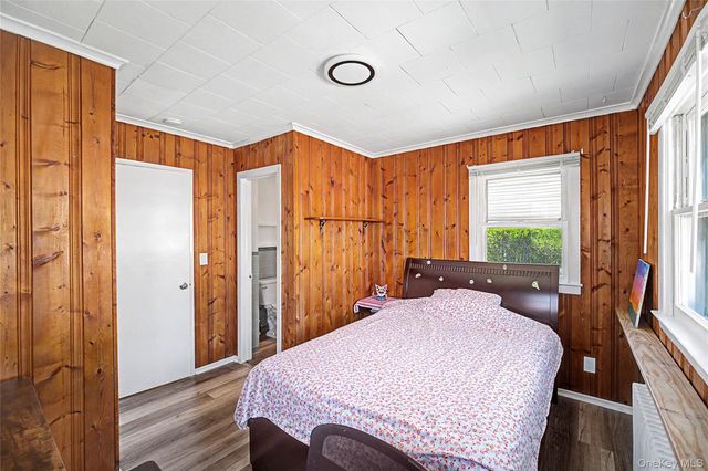 6 Littleworth Lane, Sea Cliff, NY 11579