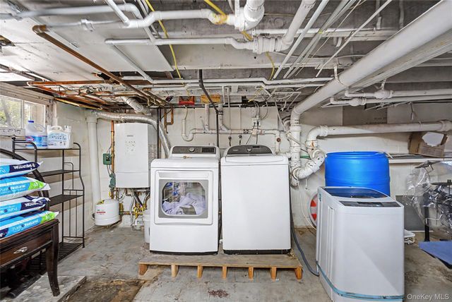 6 Littleworth Lane, Sea Cliff, NY 11579