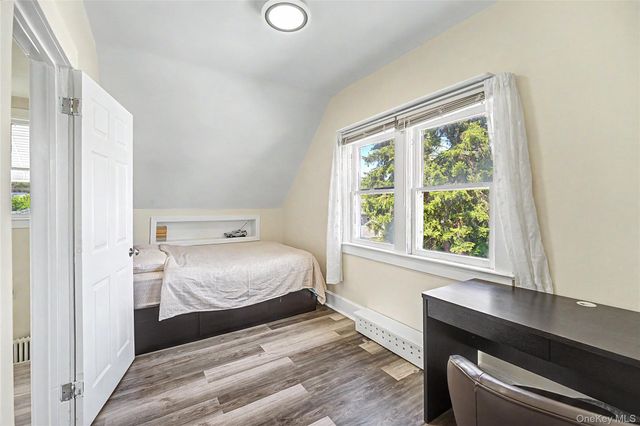 6 Littleworth Lane, Sea Cliff, NY 11579