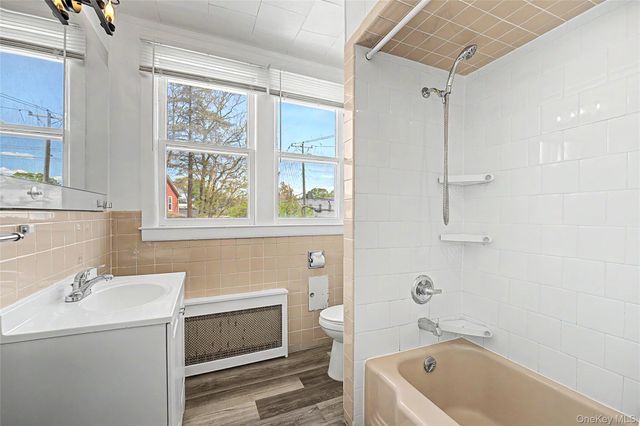 6 Littleworth Lane, Sea Cliff, NY 11579