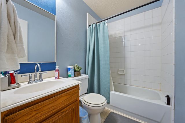 12227 Kings Path Lane, Houston, TX 77044