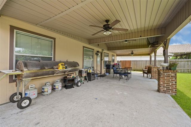 12227 Kings Path Lane, Houston, TX 77044