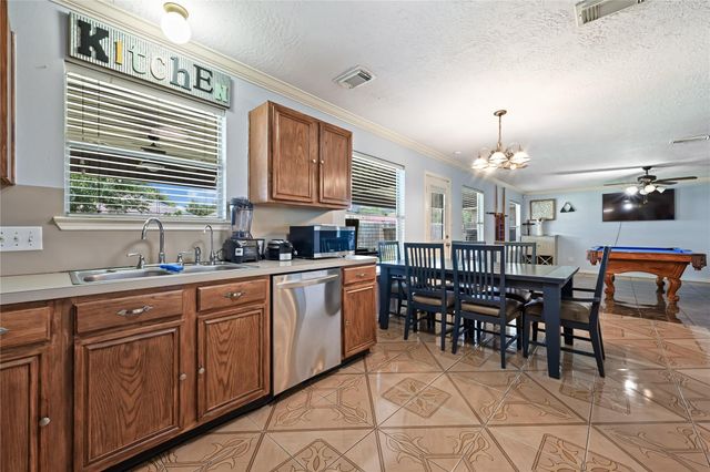 12227 Kings Path Lane, Houston, TX 77044