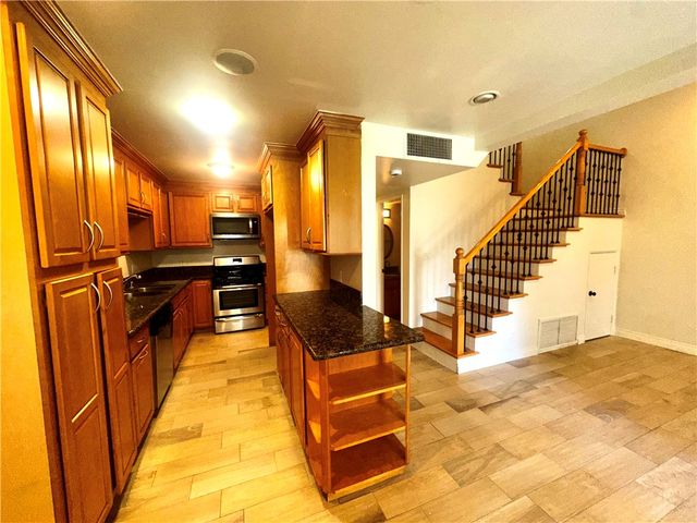 9356 19th Street D, Rancho Cucamonga, CA 91701