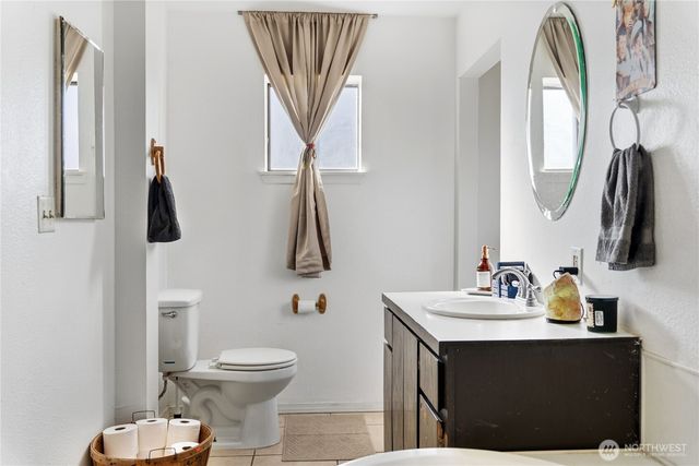 330 Edmonds Street, Omak, WA 98841