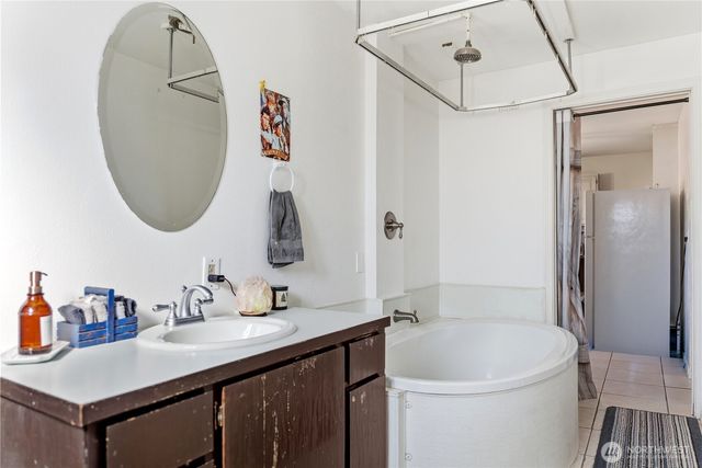 330 Edmonds Street, Omak, WA 98841