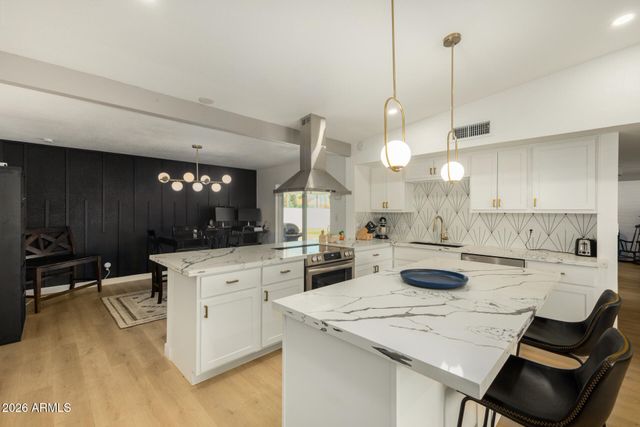 1560 N FREEMAN --, Mesa, AZ 85201