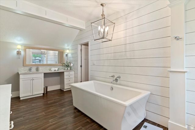 511 W 1400 N, Farmington, UT 84025