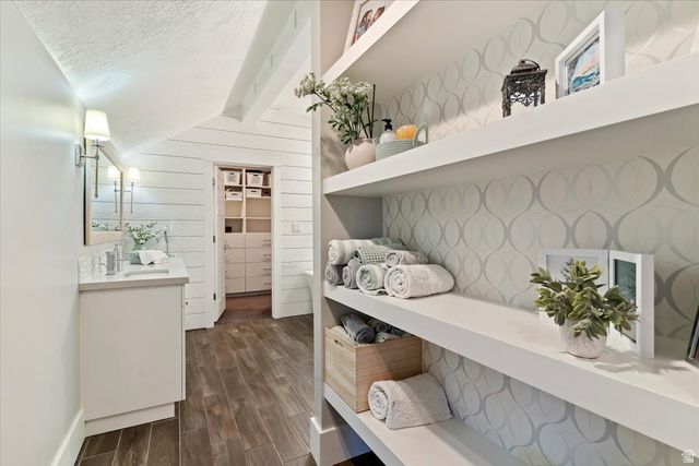 511 W 1400 N, Farmington, UT 84025