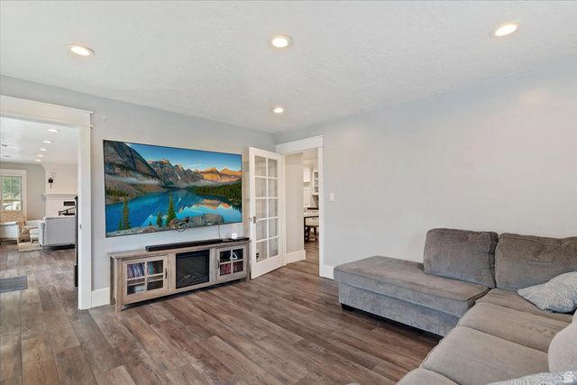 511 W 1400 N, Farmington, UT 84025