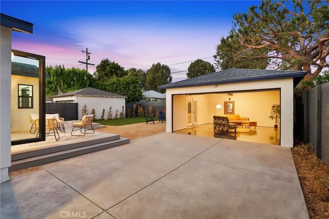 3806 Cherrywood, Los Angeles, CA 90008