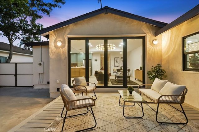 3806 Cherrywood, Los Angeles, CA 90008