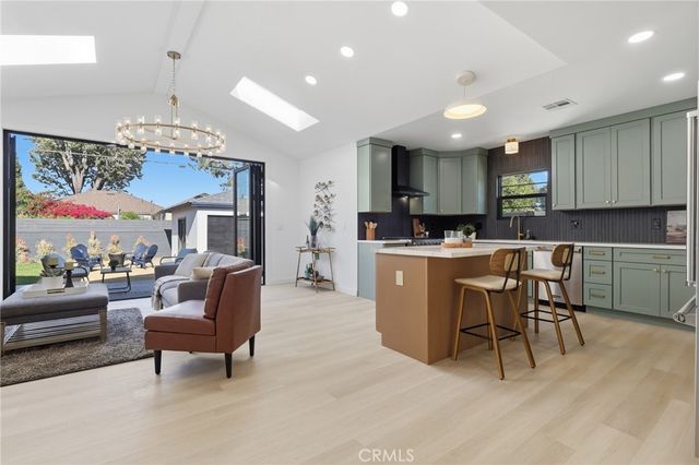 3806 Cherrywood, Los Angeles, CA 90008