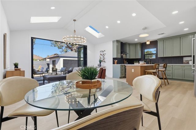 3806 Cherrywood, Los Angeles, CA 90008