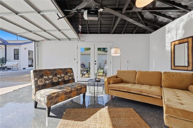 3806 Cherrywood, Los Angeles, CA 90008