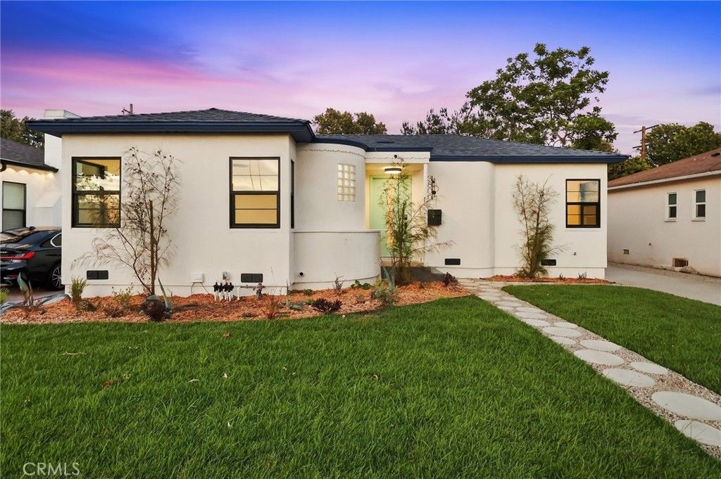 3806 Cherrywood, Los Angeles, CA 90008