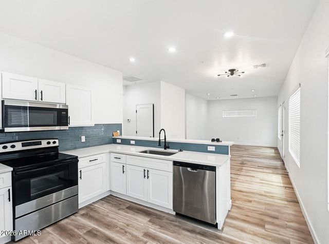 4202 N 10TH Street 4, Phoenix, AZ 85014