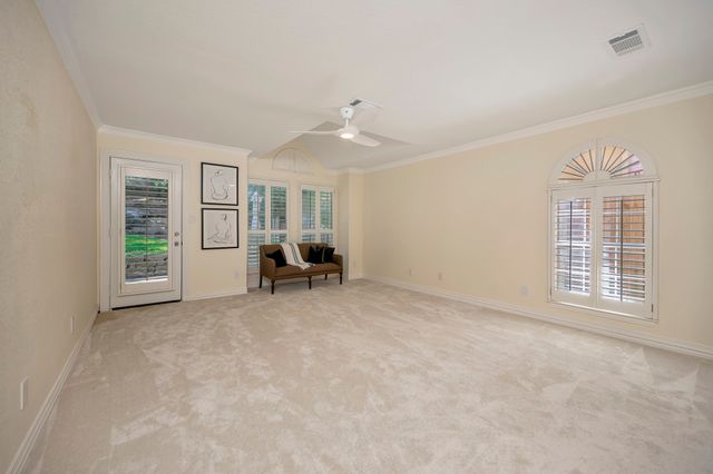 6214 Tiffany Oaks Lane, Arlington, TX 76016