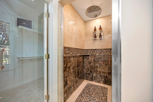 6214 Tiffany Oaks Lane, Arlington, TX 76016