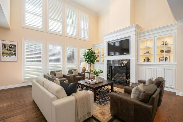 6214 Tiffany Oaks Lane, Arlington, TX 76016