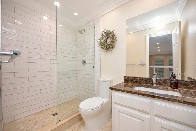 6214 Tiffany Oaks Lane, Arlington, TX 76016