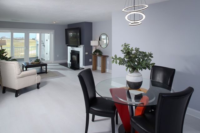 42 Cliffside Drive 42, Plymouth, MA 02360