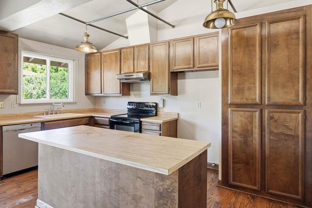 295 Hazelton Court, Morgan Hill, CA 95037