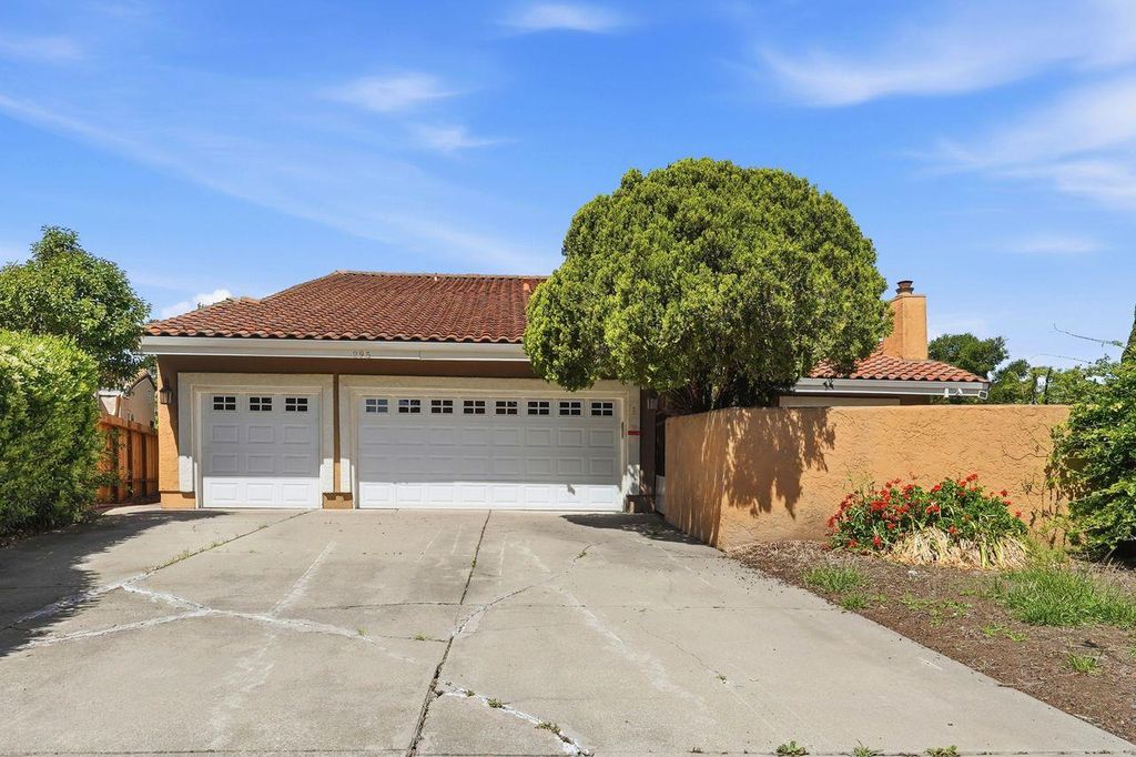 295 Hazelton Court, Morgan Hill, CA 95037