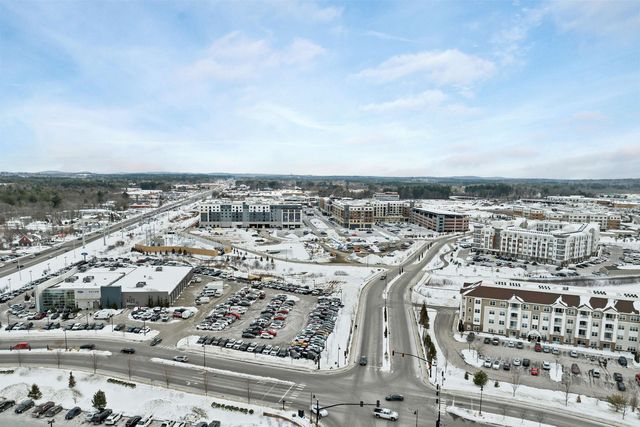 66 Brookwood Drive, Salem, NH 03079